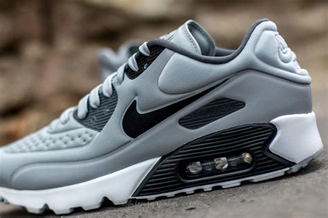 grey air max 90 men's.